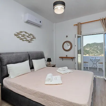 Tsoukalaria Σκόπελος