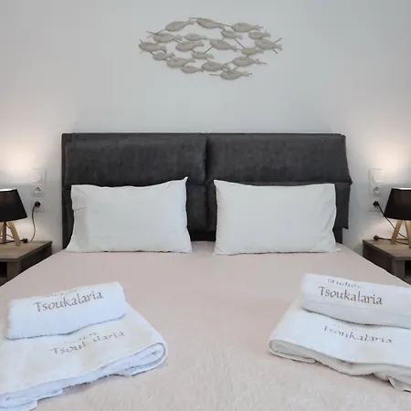 Tsoukalaria * Σκόπελος