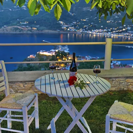 Tsoukalaria Apartment *