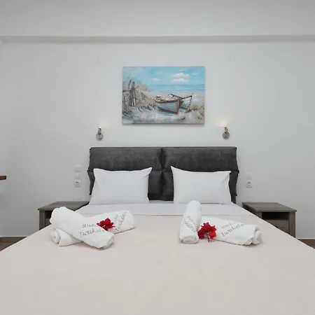 Tsoukalaria * Σκόπελος