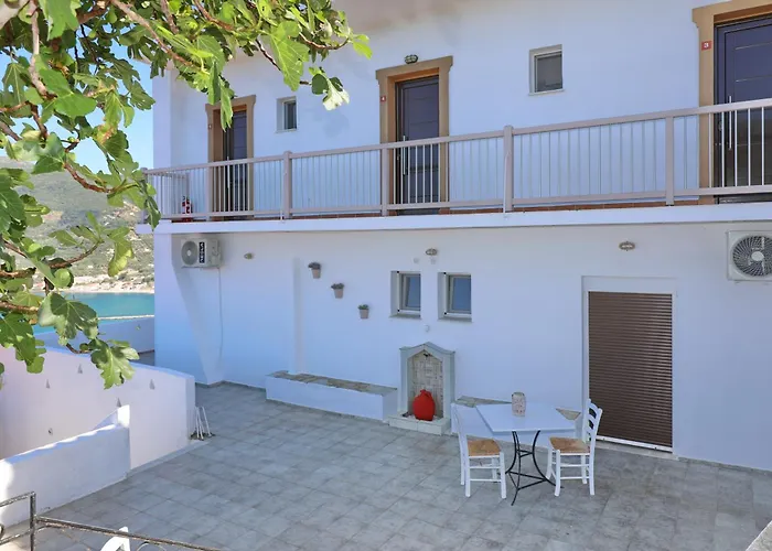 Tsoukalaria 스코펠로스 타운